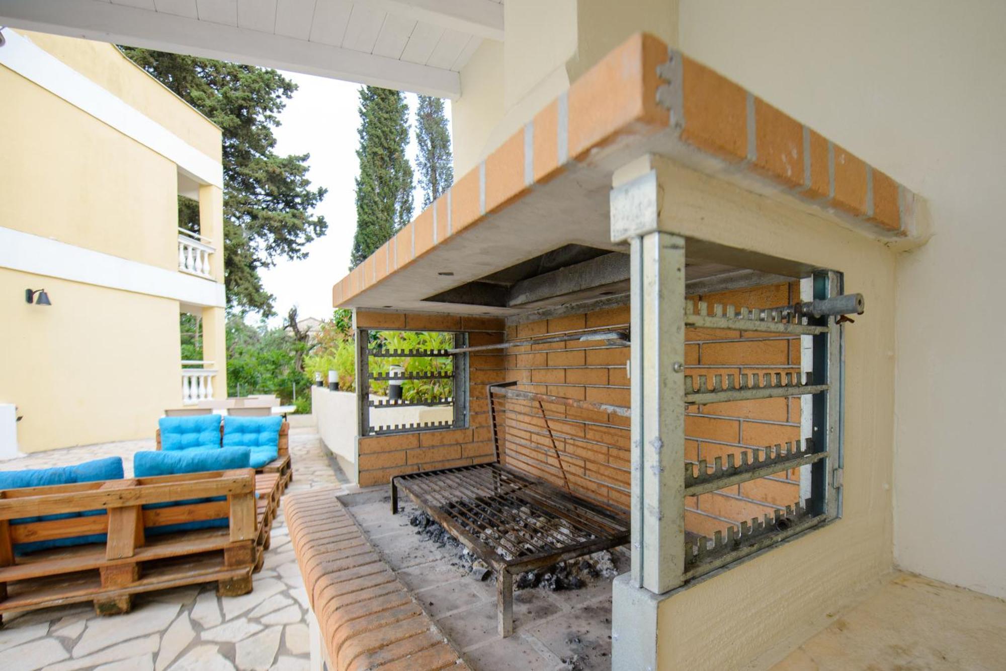 Saint Spiridon Hotel Kassiopi Exterior photo