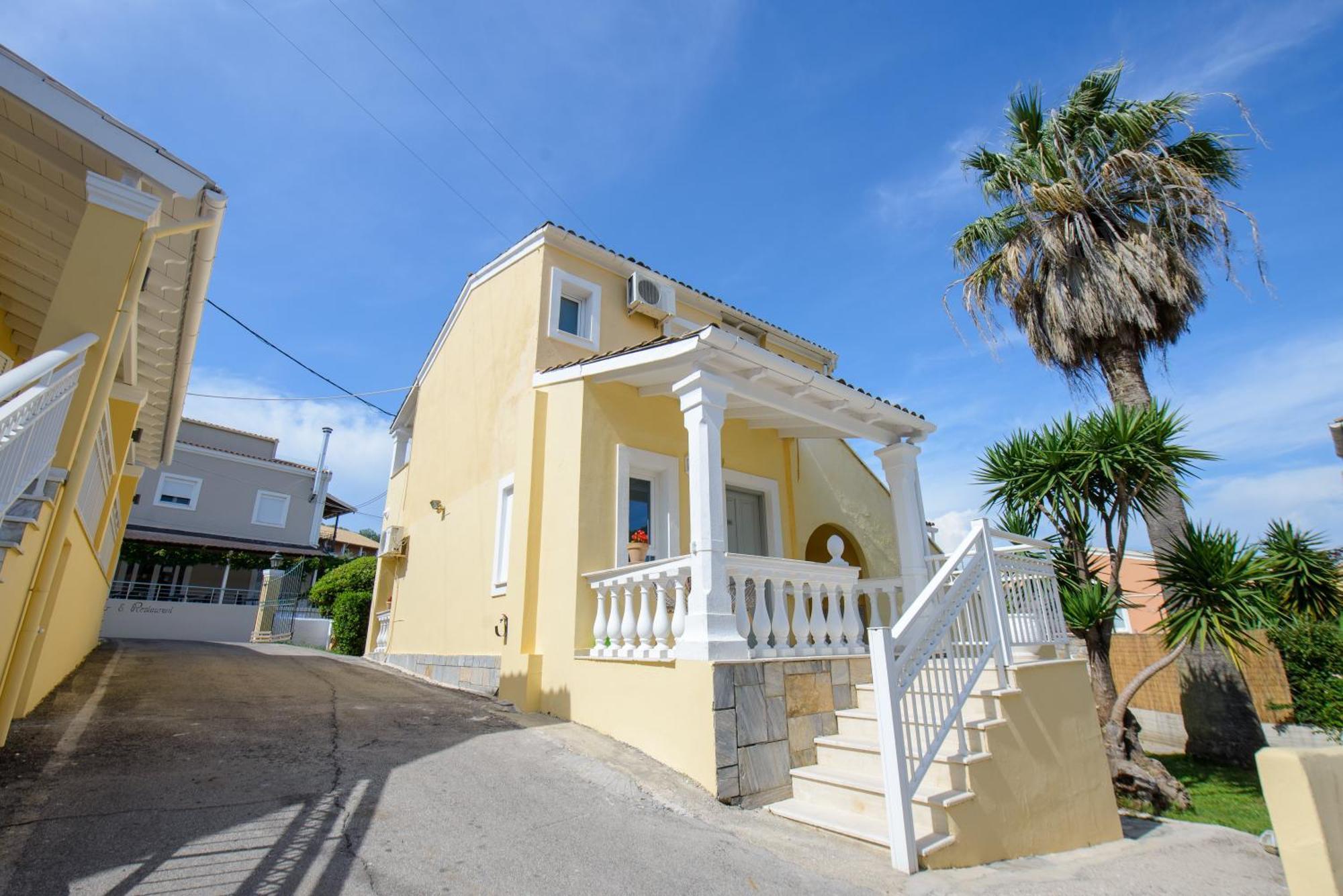 Saint Spiridon Hotel Kassiopi Exterior photo